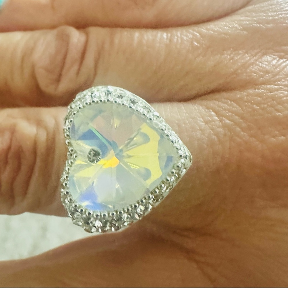 Silver Heart-Shaped Ring with Iridescent Center